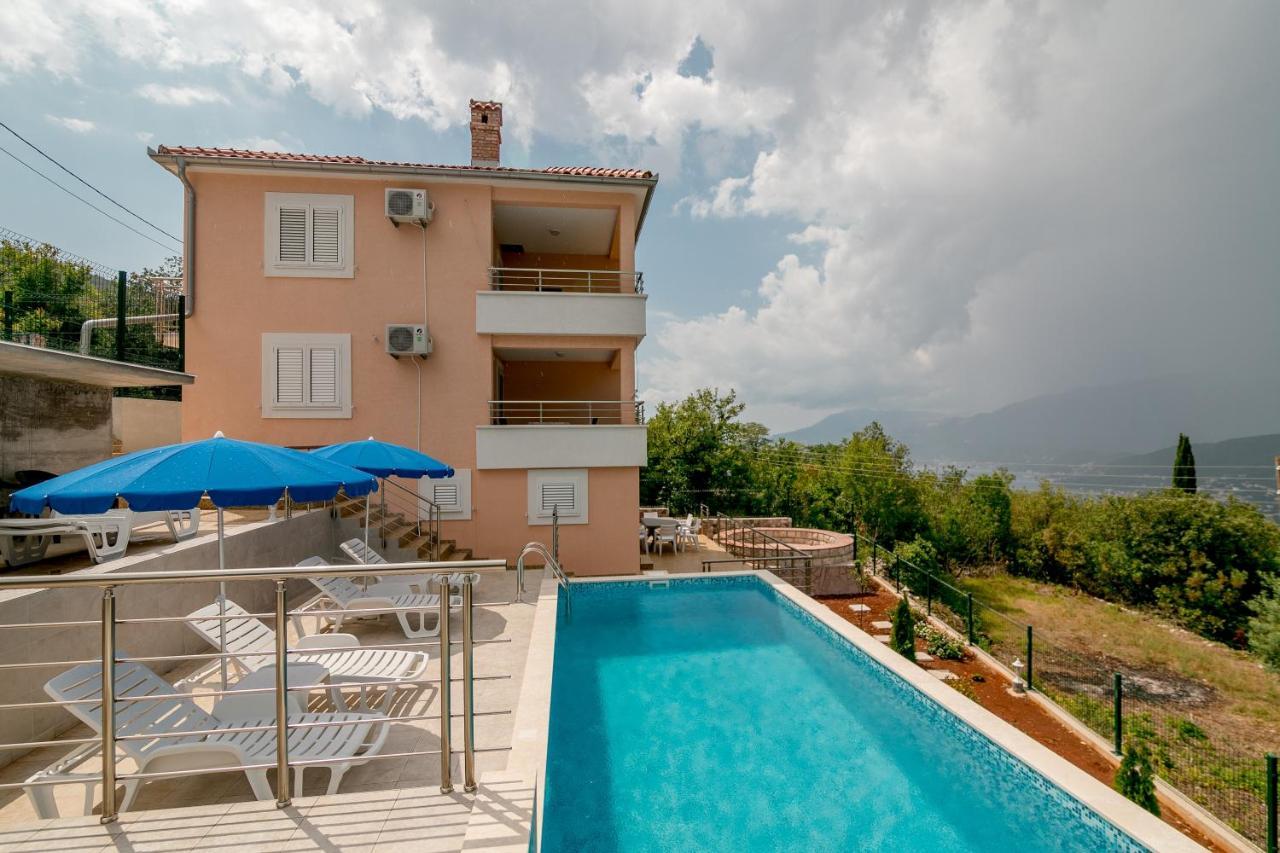 Apartments Mitrovic Luštica Exterior foto