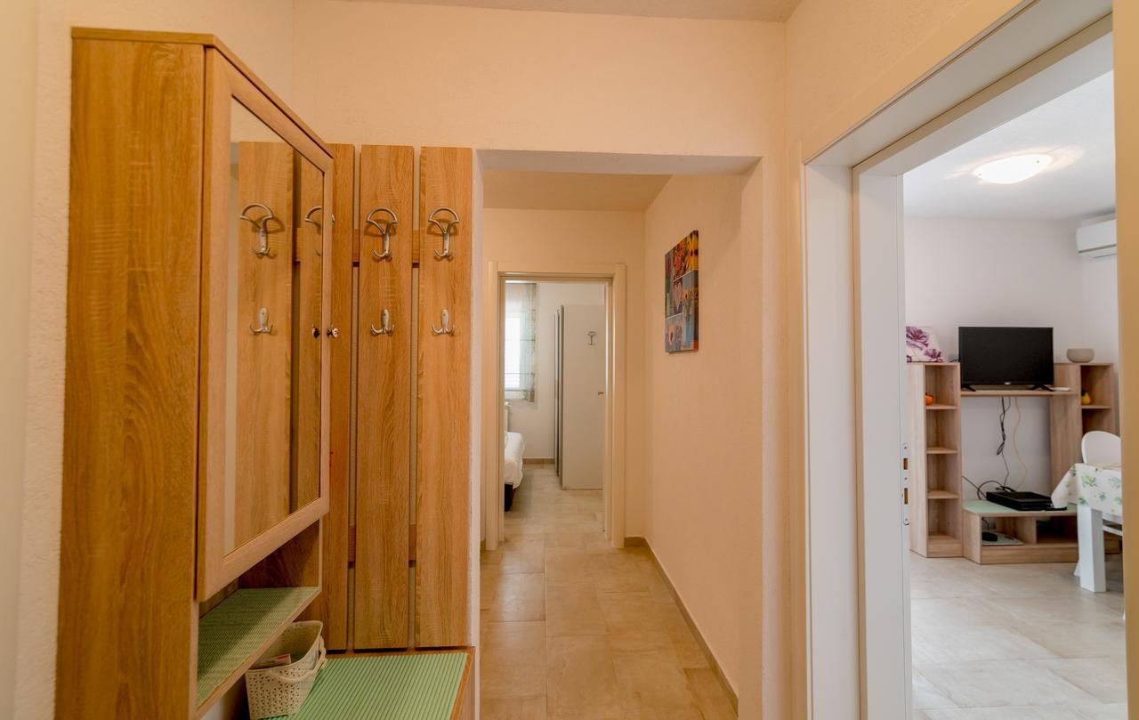 Apartments Mitrovic Luštica Exterior foto